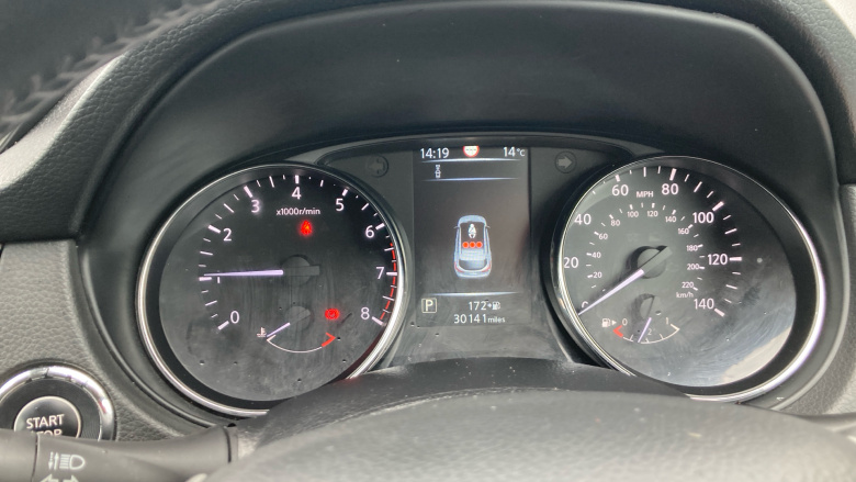 Nissan Qashqai 1.2 DiG-T Tekna [Non-Panoramic] 5dr Xtronic Petrol Hatchback